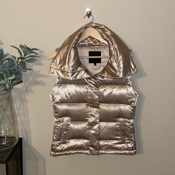 Talbots Gold Metallic Puffer Vest 